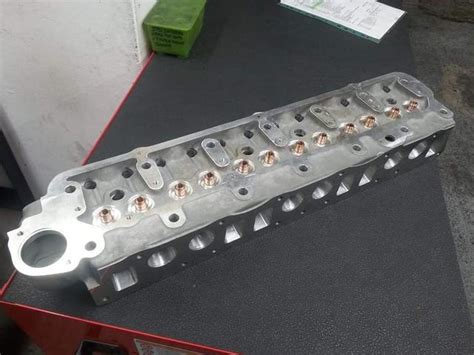 Description Aluminium Cylinder Head for MGB or BL Bseries engine. . Mgc alloy cylinder head